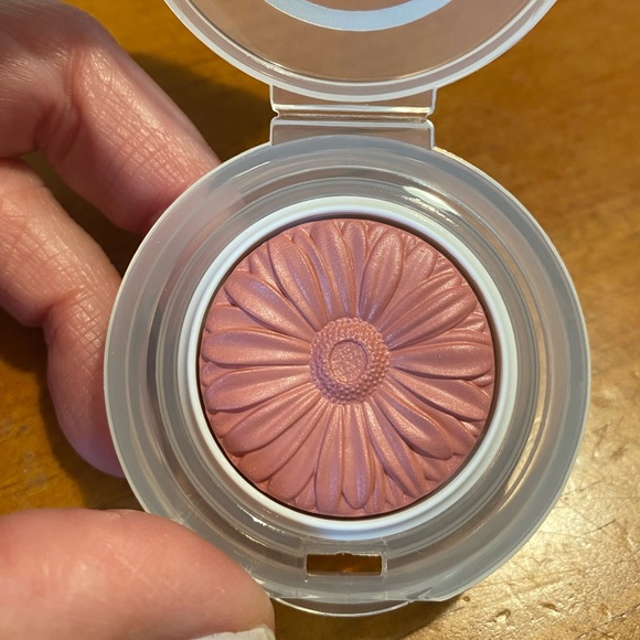 CLINIQUE Cheek Pop/Blush Pop - Picture 5 of 12